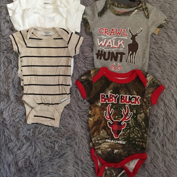 Newborn Onesie Bundle - Picture 2 of 2
